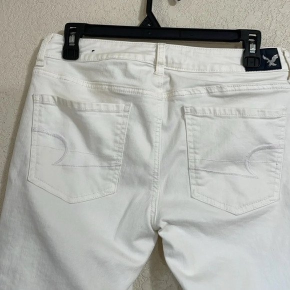 American Eagle Outfitters White Jeans - Picture 5 of 9
